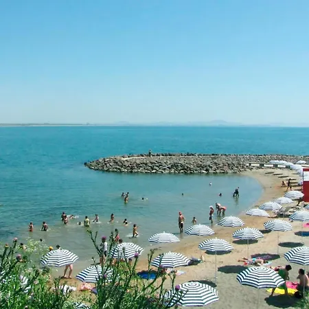 شقة трехкомнатный с видом на море أهيلوي